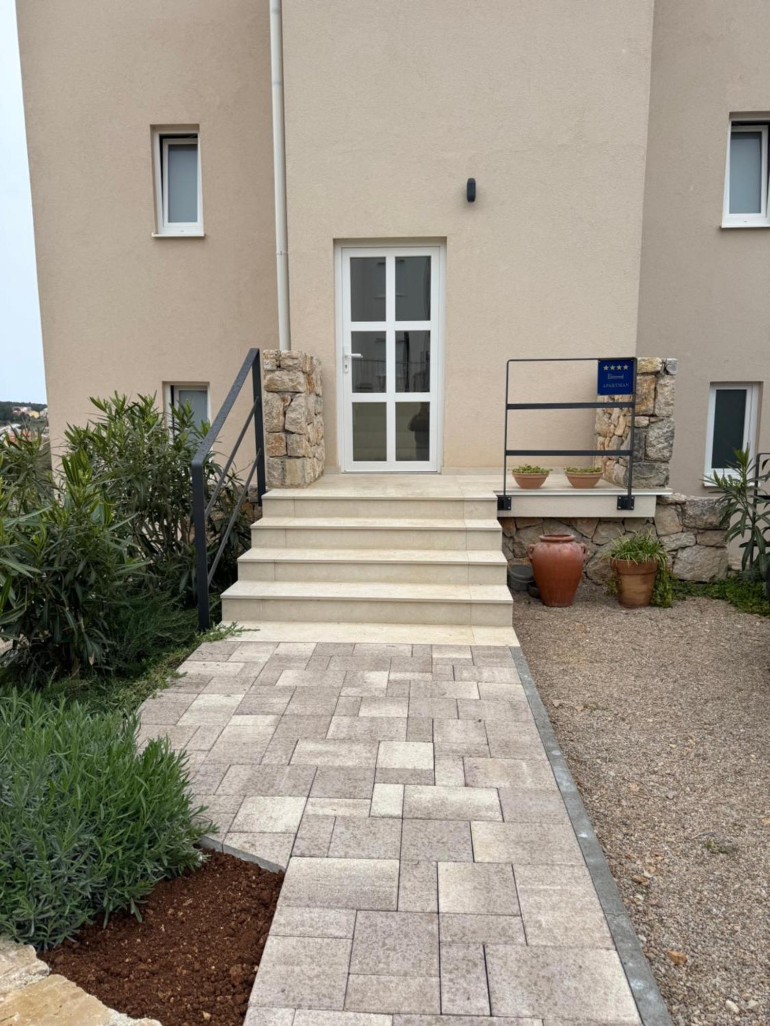 Twenty-Punat Apartments Exterior foto